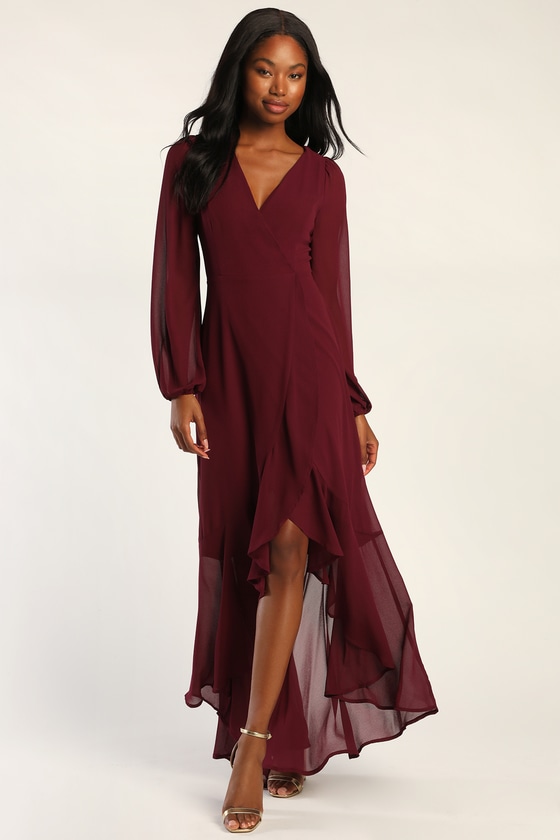 long flowy dress with sleeves